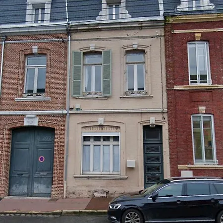 Le Caviste 2eme Etage * آبّيفيل