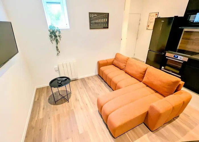 Le Caviste 2eme Etage Lägenhet *